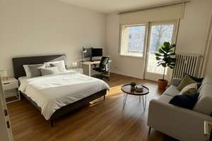 Bezugsfrei - Helle 1-Zimmerwohnung in Steglitz mit Balkon und Stellplatz