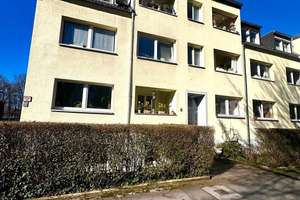 Helle 2-Zimmer-Souterrainwohnung in Köln Junkersdorf