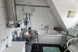 Zweifamilienhaus mit großzügigem Garten - ideal für Eigennutzer sowie Kapitalanleger – Die vollständige Adresse der Immobilie erhältst du vom Anbieter., 47809 Oppum, Krefeld – Vorschaubild 47