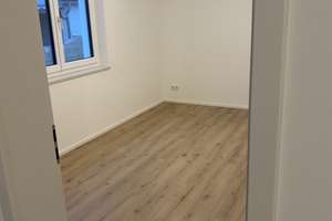 *neuwertig* *Garten* Freundliche 2,5-Zi. -Wohnung in guter Lage in Ingolstadt Nähe Donau  – Kurt-Huber-Straße 42, 85055 Nordost, Ingolstadt – Vorschaubild 6