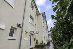 Familienfreundliches KfW-40 Niedrigenergie-Reihenhaus – Wildschwanbrook 182e, 22145 Hamburg – Vorschaubild 1