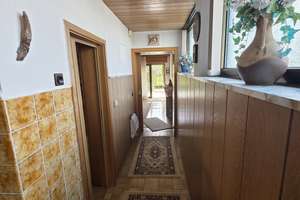 Gelsenkirchen - Freistehendes Haus mit Einliegerwohnung   – Die vollständige Adresse der Immobilie erhältst du vom Anbieter., 45897 Beckhausen, Gelsenkirchen – Vorschaubild 1