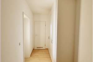 ** 2-Raum Wohnung mit schönem Balkon ** – Glauchauer Straße 35, 9113 Schloßchemnitz, Chemnitz – Vorschaubild 9