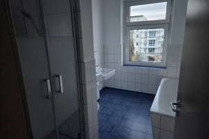 3 - Raumwohnung mit Laminat, Balkon – St. Michael Str. 9, 39112 Sudenburg, Magdeburg – Vorschaubild 6