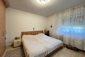 *2 ZI WOHNUNG MIT SCHÖNER TERRASSE ZUM GARTEN* - IN DÜSSELDORF – Zur Lindung 25-27, 40489 Angermund, Düsseldorf – Vorschaubild 3