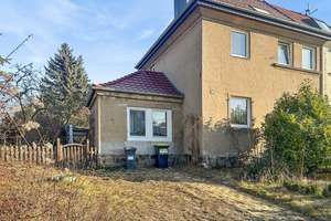 Modernisierungsbedürftige Doppelhaushälfte in Leipzig Wahren - Ihr Traum vom Eigenheim
