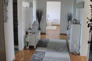 Helle, großzügige 4-Zimmer-Wohnung mit Balkon und EBK in Kirchheim bei München – Hausen 16, 85551 Kirchheim bei München – Vorschaubild 4