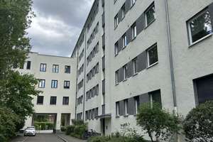 Kernsaniertes, sonniges & bezugsfreies Appartement am Ku’damm – Cicerostr. 54, 10709 Wilmersdorf, Berlin – Vorschaubild 3