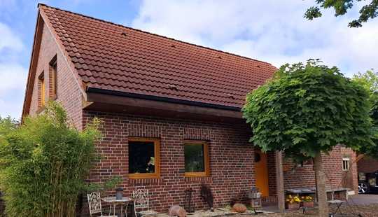 Bild von Kompaktes Einfamilienhaus in ruhiger Top Lage von Aurich - Zentrumsnah wohnen im Grünen