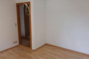 Geräumiges 5-Zimmer Einfamilienhaus in Frankfurt-Praunheim – Damaschkeanger 114, 60488 Praunheim, Frankfurt am Main – Vorschaubild 7