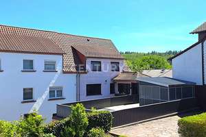 Provisionsfrei, Anschauen lohnt sich, Attraktives Einfamilienhaus mit ELW zum Sofortbezug in Tholey – Die vollständige Adresse der Immobilie erhältst du vom Anbieter., 66636 Tholey – Vorschaubild 5