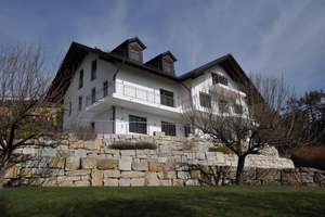 Jetzt verfügbar - Gr.  Komfort-VILLENANWESEN mit Alpenblick,  82335 BERG Starnberger See – Die vollständige Adresse der Immobilie erhältst du vom Anbieter., 82335 Berg – Vorschaubild 1