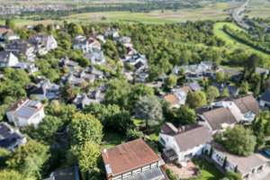 Familientraum in Leonberg – Wohlfühloase mit Kamin, Balkon und Einliegerwohnung – Die vollständige Adresse der Immobilie erhältst du vom Anbieter., 71229 Leonberg – Vorschaubild 12