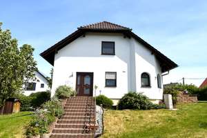 Luxuriöses Anwesen bei Frohburg: Eleganz und Komfort mit Garten, Terrasse und Kamin, ideal gelege... – Die vollständige Adresse der Immobilie erhältst du vom Anbieter., 4654 Eulatal – Vorschaubild 1