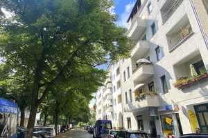 Furnished Flat! Neu möbliertes Single-Apartment im gepfl. Altbau am Tempelhofer Feld – Warthestraße 16, 12051 Berlin – Vorschaubild 1