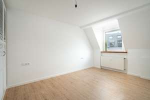 freie 2-Zimmer DG Wohnung an der Theresienwiese – Die vollständige Adresse der Immobilie erhältst du vom Anbieter., 80336 St. Paul, München – Vorschaubild 9