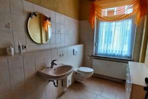 Gepflegtes Haus in guter Lage – Die vollständige Adresse der Immobilie erhältst du vom Anbieter., 8223 Falkenstein/Vogtland – Vorschaubild 11