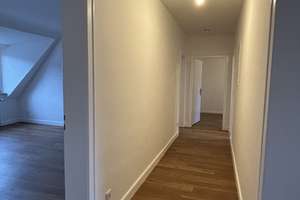 Wohntraum: Frisch sanierte, helle Dachgeschosswohnung in Düsseldorf-Gerresheim – Sonnbornstraße 18, 40625 Gerresheim, Düsseldorf – Vorschaubild 6