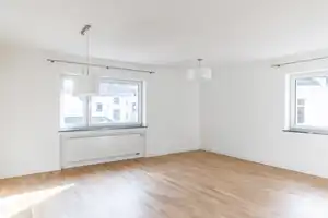 NEU ! *Paul & Partner* DIESE EINHEIT BIETET VIEL! EINBAUKÜCHE, STELLPLATZ & EIGENER GARTEN ! – Wiesbaden – Vorschaubild 3