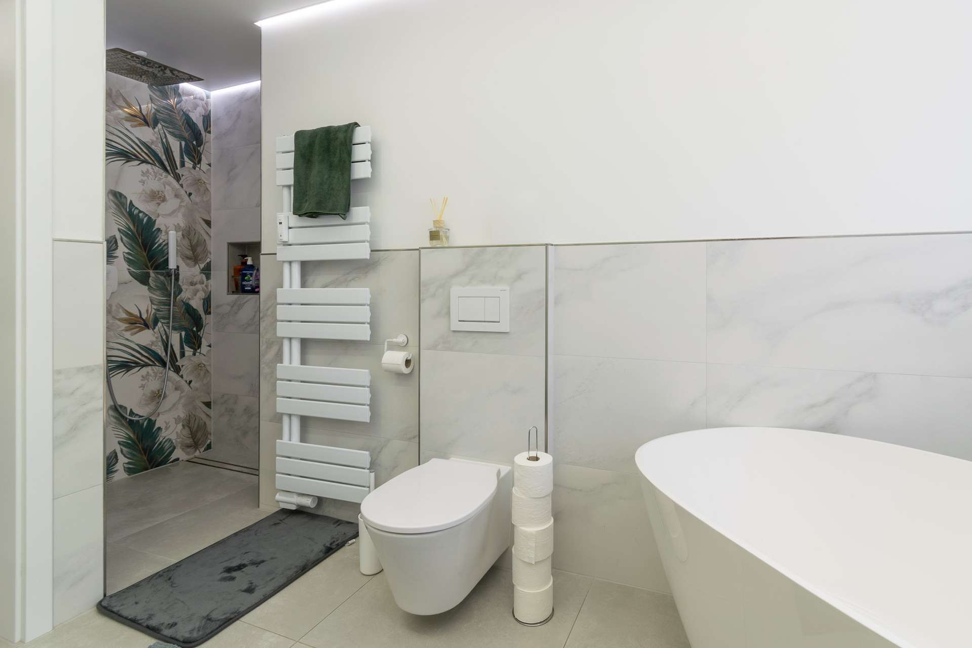 Immobilie in Waldenburg - Familienwohnung im Luftkurort Waldenburg, die keine Wünsche offenlässt! - Bild 2