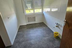 3,5-Zimmer-Wohnung in Stuttgart-Birkach – Die vollständige Adresse der Immobilie erhältst du vom Anbieter., 70599 Birkach-Nord, Stuttgart – Vorschaubild 4