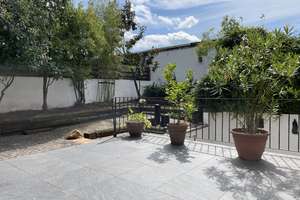 Property thumbnail 2