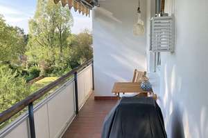 Sehr gepflegte, großzügige und helle 3 ZW mit 2 Balkonen und TL-Bad in Degerloch! – Schöttlestraße 43, 70597 Degerloch (Ortsteil), Stuttgart – Vorschaubild 5