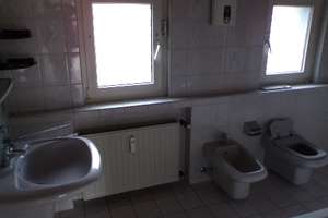 Helle 3,5-Zimmer Wohnung im 1. OG in Duisburg-Neumühl – Bennostraße 28, 47167 Neumühl, Duisburg – Vorschaubild 4