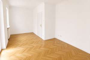 Familienidylle auf außergewöhnlichem Grundstück – stilvolles Wohnen mit sonniger Terrasse! – Die vollständige Adresse der Immobilie erhältst du vom Anbieter., 82031 Grünwald – Vorschaubild 10