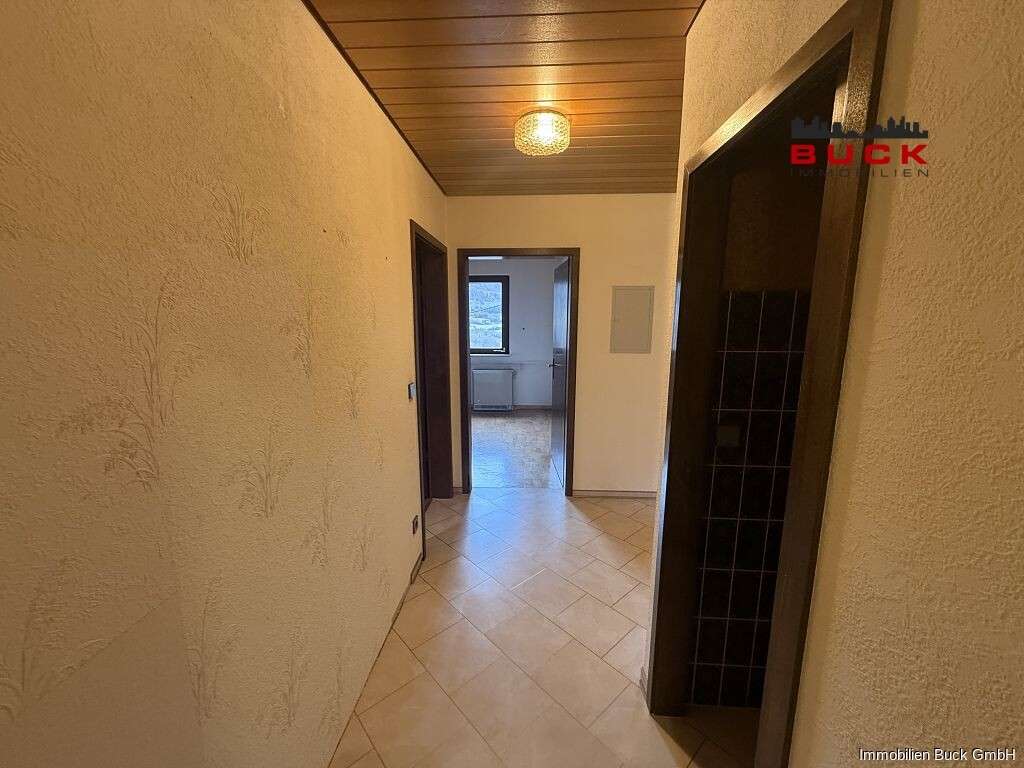 Immobilie in Bad Überkingen - Bad Überkingen
4-Zimmerwohnung in unverbaubarer Aussichtslage zum Kauf gesucht? - Bild 2