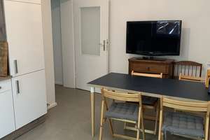 Sehr helle 1,5 Zimmerwohnung mit großer Wohnküche in stilvollem Altbau! – 68159 Innenstadt/Jungbusch, Mannheim – Vorschaubild 2