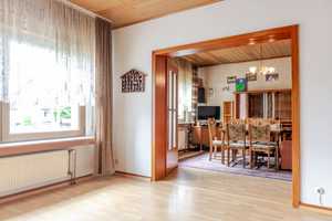 Freistehendes Einfamilienhaus auf großem Grundstück in ruhiger Wohnlage von Alt-Stockheim – Düren (Kreis) – Vorschaubild 18