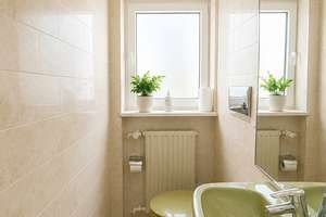 Ruhe, Sonne und viel Potenzial – Freistehendes Einfamilienhaus mit Garage, Kamin, Sauna ! – Die vollständige Adresse der Immobilie erhältst du vom Anbieter., 30559 Anderten, Hannover – Vorschaubild 8