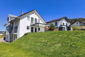 260 m2 Wohnhaus m. Einliegerwhg., PV-Anlage, Pelletshzg. u. Fernblick in naturnaher Wohnlage b. DEG! – Die vollständige Adresse der Immobilie erhältst du vom Anbieter., 94539 Grafling – Vorschaubild 3