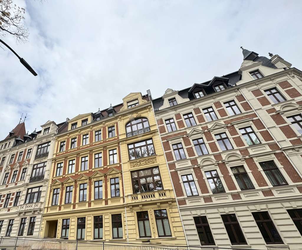 Gründerzeitflair im grünen Residenzgarten – Raum für Ihren Eigenbedarf