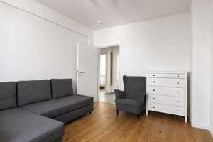 Nahe HSD: Teilmöblierte 2-Zimmer-Wohnung mit Einbauküche und Südbalkon in Derendorf – 40476 Derendorf, Düsseldorf – Vorschaubild 4