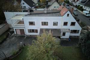 Familienoase auf der Alt-Karthause: Charmante Doppelhaushälfte mit großem Garten und Dachterrasse – Koblenz – Vorschaubild 2