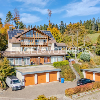 Viel Platz zum Wohlfühlen – großzügiges Anwesen mit Charme