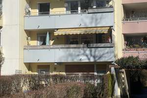 Helle 3-Zimmer Wohnung mit Balkon im 1. OG in München-Perlach von Privat zu verkaufen – Quiddestraße 86, 81735 Neuperlach, München – Vorschaubild 1