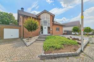 Gangelt - Freistehendes Einfamilienhaus mit Einliegerwohnung in begehrter Lage – Die vollständige Adresse der Immobilie erhältst du vom Anbieter., 52538 Gangelt – Vorschaubild 1