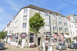 Nur im Paket: Ca. 96qm große 3 Zi. Wohnung mit Balkon und ca. 38qm großes 1 Zi. Appartement!