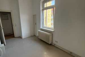 Diese helle 4-Zimmer-Wohnung wird frisch weiß gestrichen und ist WG-geeignet – Neustadtring 39, 38114 Braunschweig – Vorschaubild 6