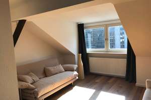 Moderne 2,5-Zimmer-DG-Wohnung möbliert mit EBK in Friedrichstadt von privat – Die vollständige Adresse der Immobilie erhältst du vom Anbieter., 40217 Friedrichstadt, Düsseldorf – Vorschaubild 3