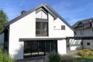 Repräsentatives Architektenhaus m. 227 m² Wohnfläche und tollem Sonnengarten in Top-Lage (Sackgasse) – Die vollständige Adresse der Immobilie erhältst du vom Anbieter., 53125 Ückesdorf, Bonn – Vorschaubild 2