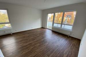 Zentrale und barrierefreie Wohnung mit Balkon im 1.OG | Baujahr 2014 | Fernwärme | Stellplatz – Christoph-Schlingensief Straße 12, 46045 Altstadt-Mitte, Oberhausen – Vorschaubild 3