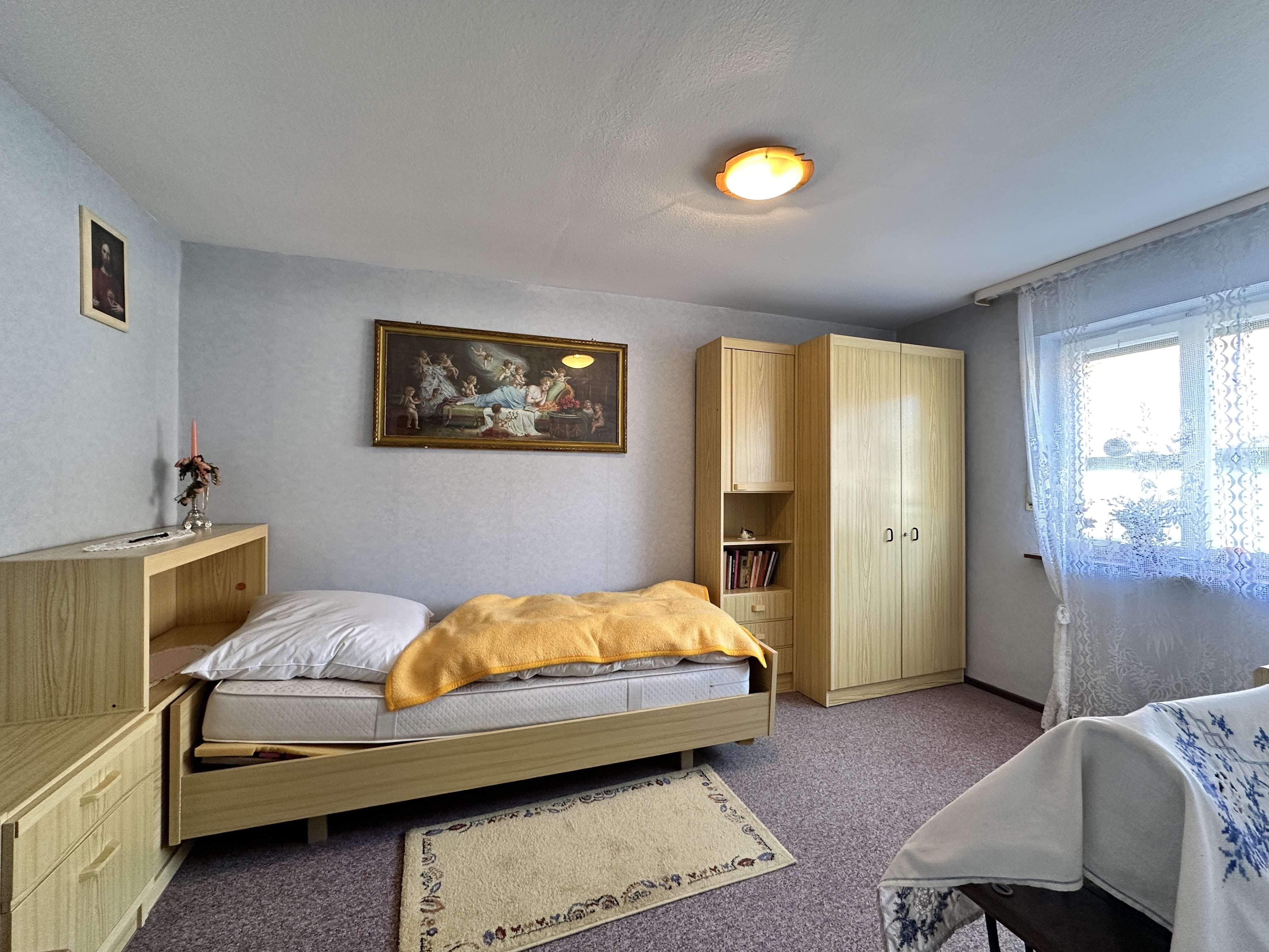 Immobilie in Külsheim - Wohnhaus mit Nebengebäude und Scheune in zentraler Lage von Hundheim
 - Bild 7