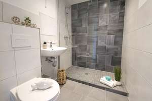 Fitness im Alltag, Entspannung zu Hause – schöne Wohnung mit großer Dusche – Johannes-Göderitz-Straße 68, 39130 Neu Olvenstedt, Magdeburg – Vorschaubild 1