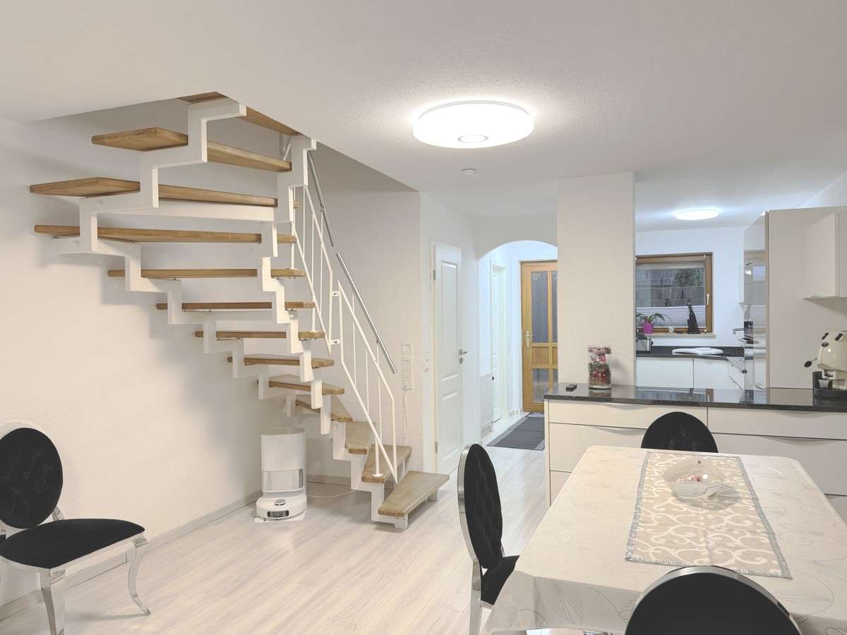 Immobilie in Wehr - Attraktives Reihenhaus im Gewerbegebiet von Wehr-Öflingen - Bild 2