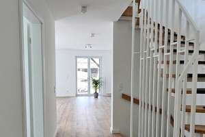 Sanierte DHH mit 187m² Nutzfläche inkl. ausgebautem Souterrain – Seestraße 13a, 15366 Hoppegarten – Vorschaubild 1