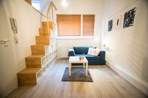 Vollausgestattetes und vollmöbliertes City-Apartment im absoluten Zentrum von Reutlingen – Hofstattstraße 20, 72764 Reutlingen-Mitte, Reutlingen – Vorschaubild 2
